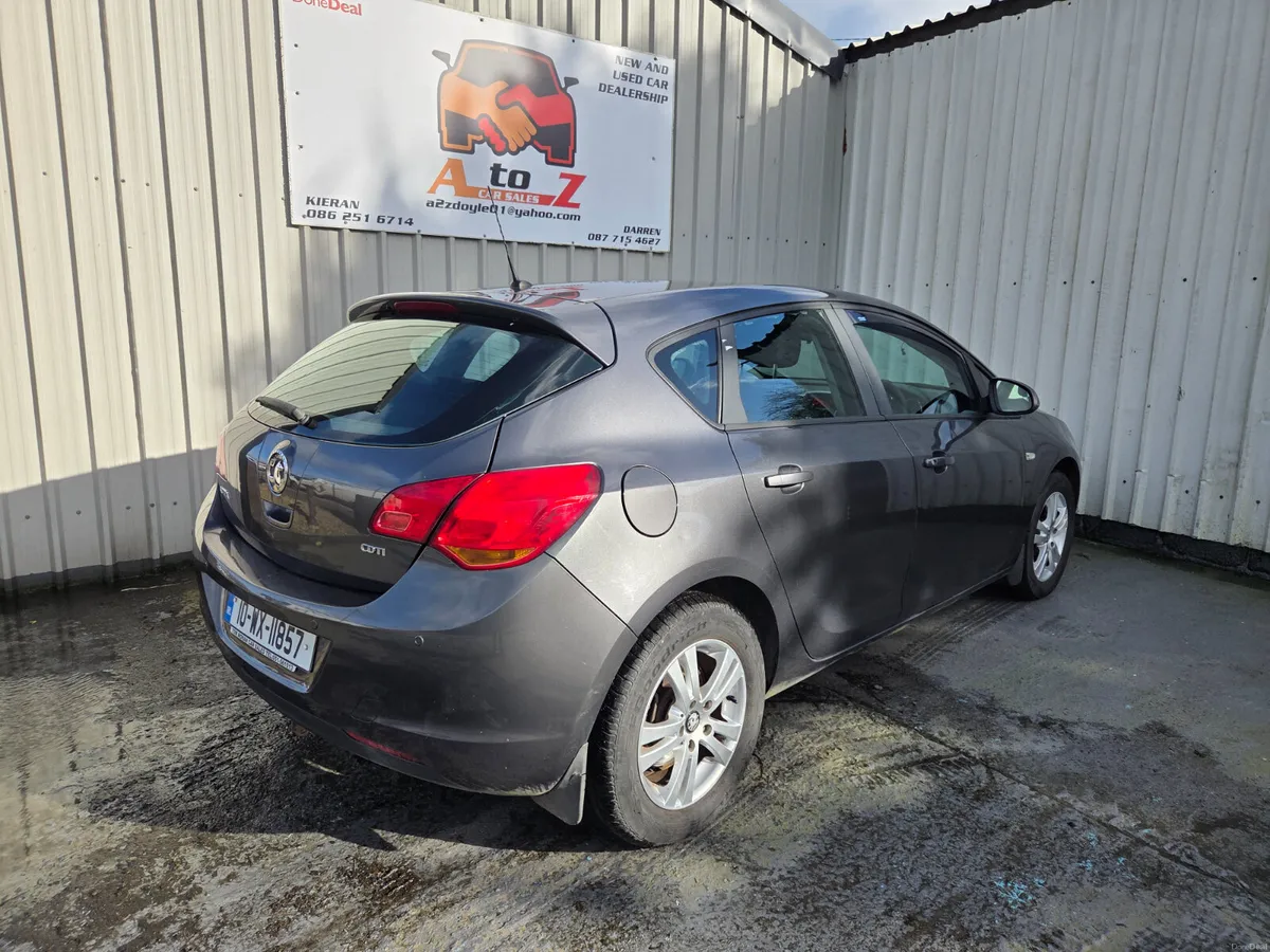 Vauxhall Astra 2010 - Image 3