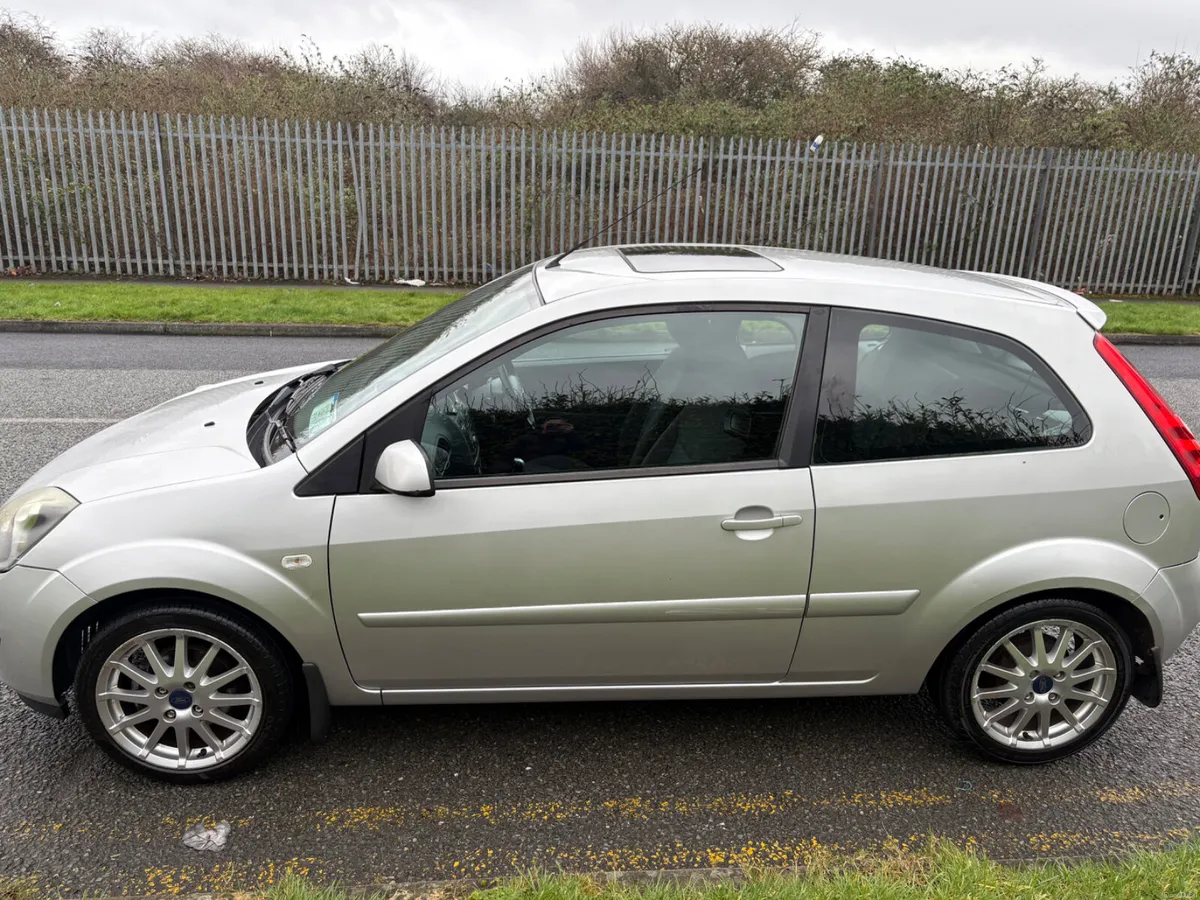 Ford Fiesta 2007 Tax and tested, serviced - Image 4