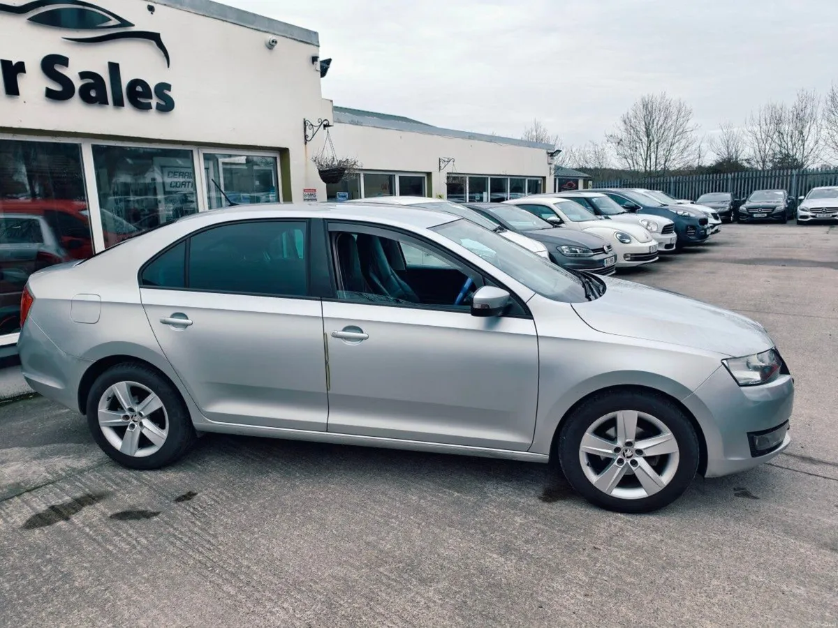 Skoda Rapid 1.4TDI 90HP SPACEBACK AMBITION - Image 4