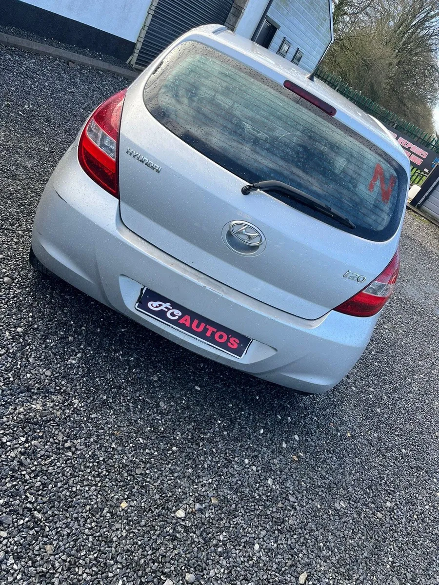 Hyundai i20 1.4 Diesel - Image 2