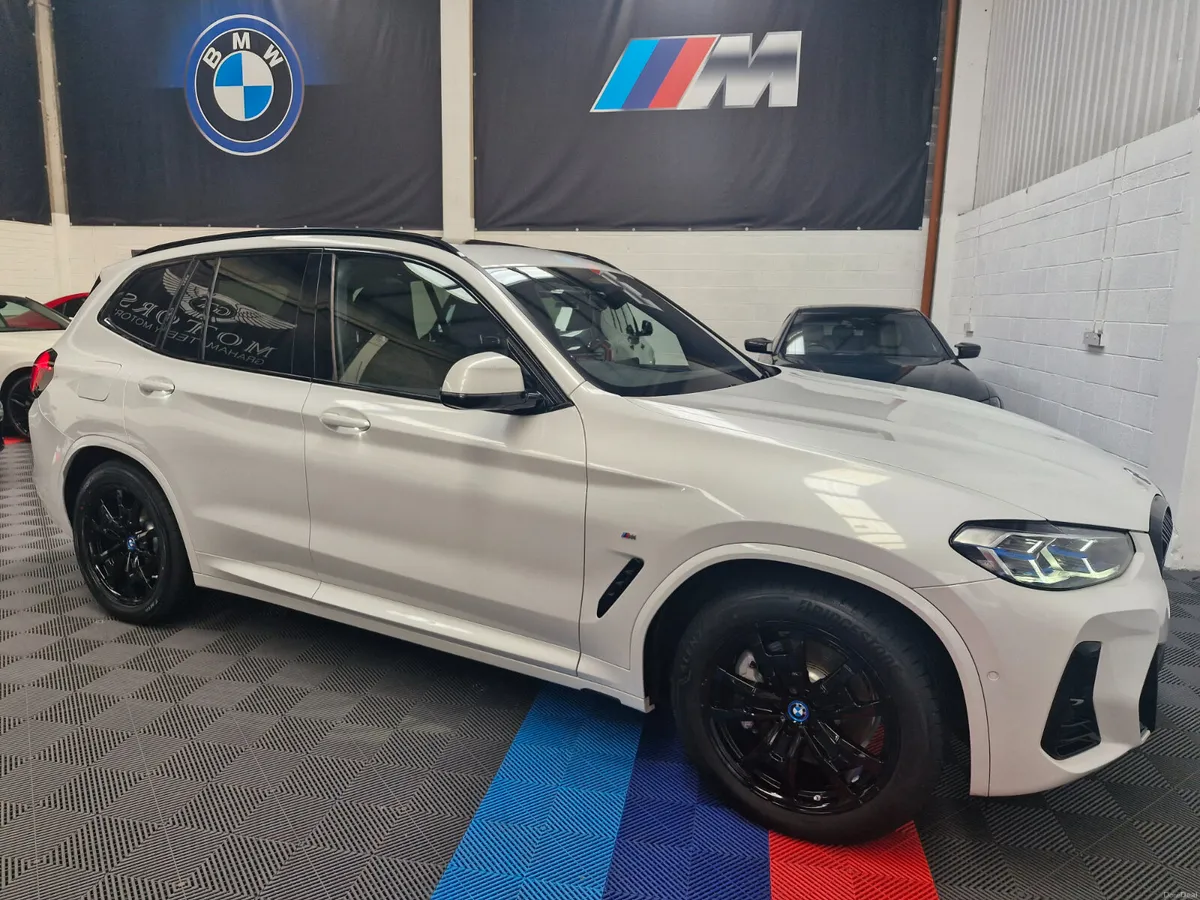 232 iX3 M SPORT ( NEW MODEL ) PANORAMIC  SUNROOF - - Image 4