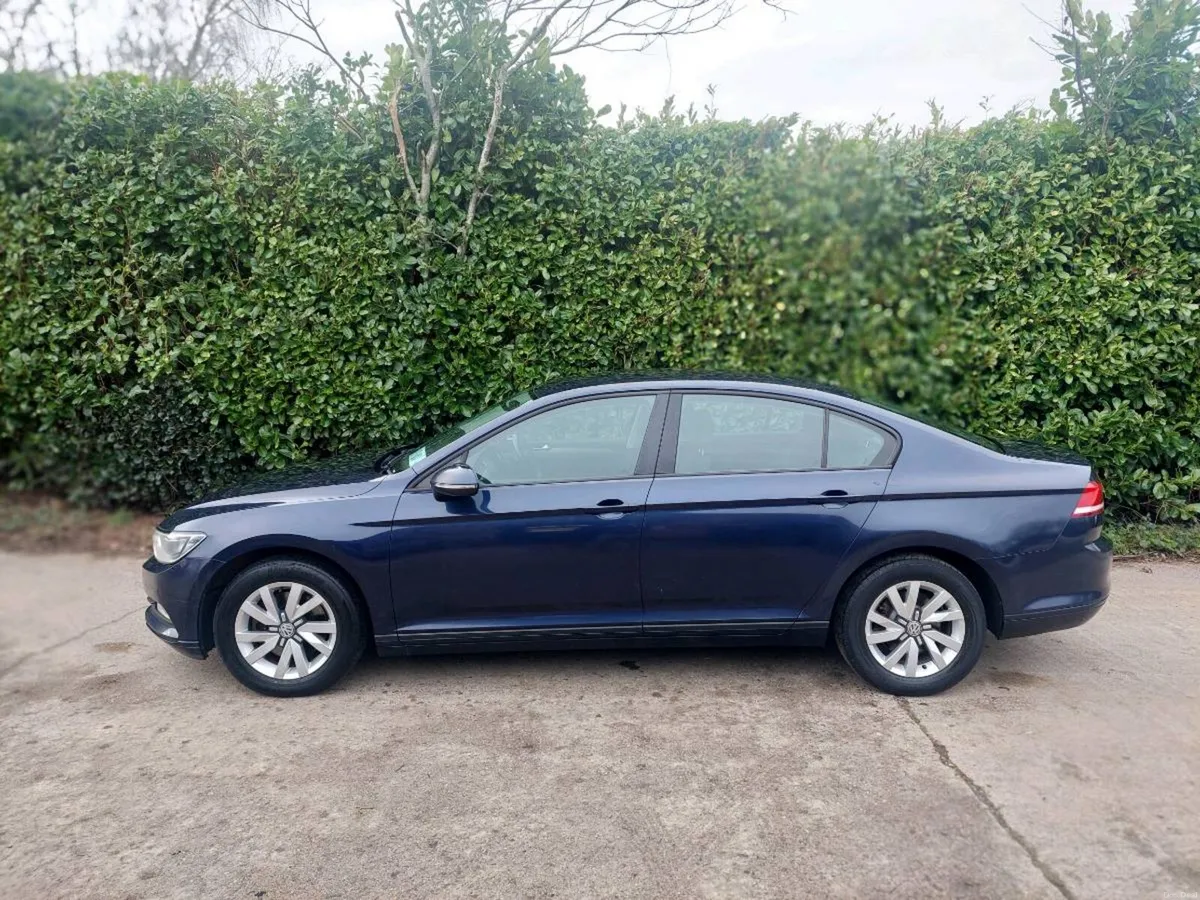 2016 VW PASSAT 1.6TDI TRENDLINE BLUEMOTION - Image 3