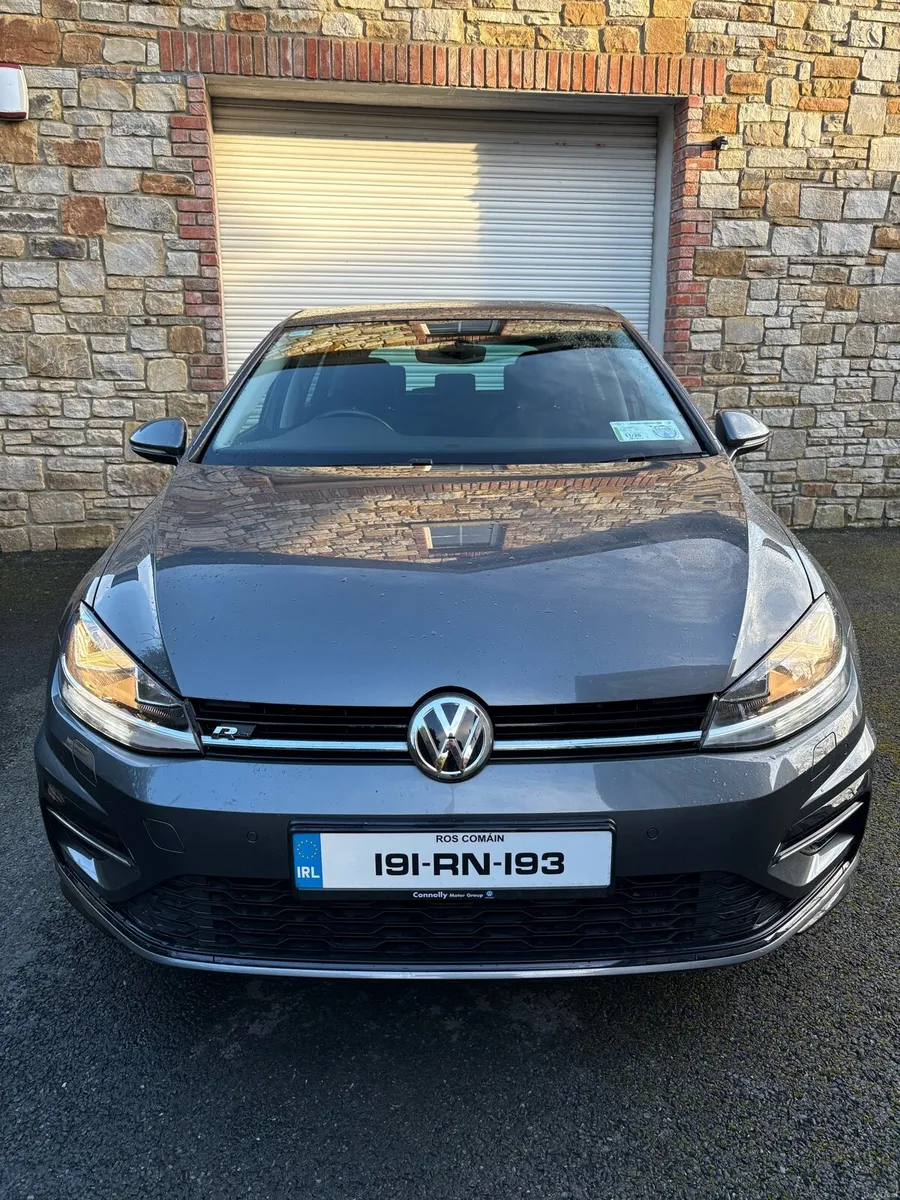 Volkswagen Golf R-Line - Image 3