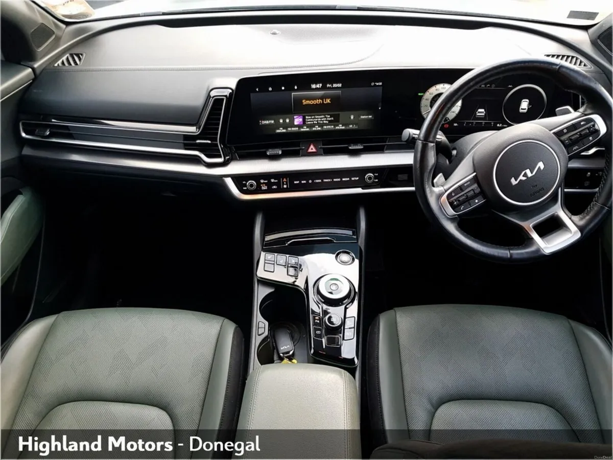 Kia Sportage Anniversary Edition Hybrid - Image 2