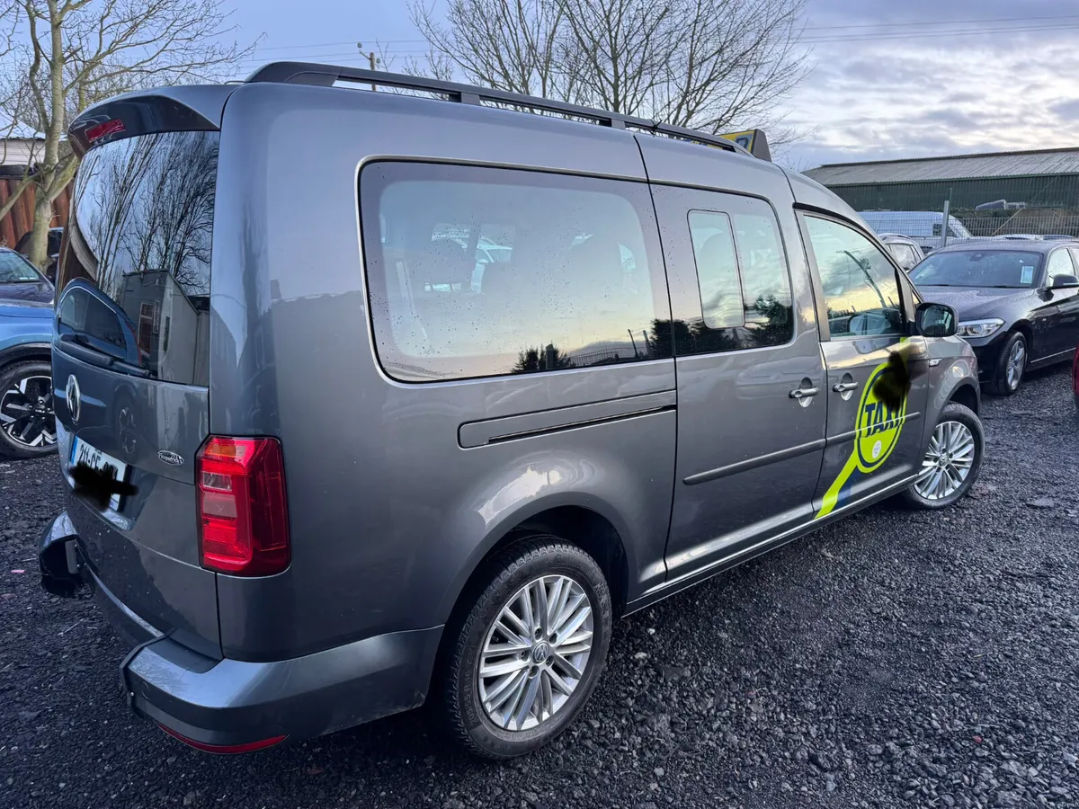 Volkswagen Caddy Automatic Wheelchair - Image 3