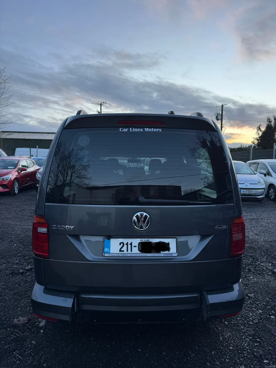 Volkswagen Caddy Automatic Wheelchair - Image 5
