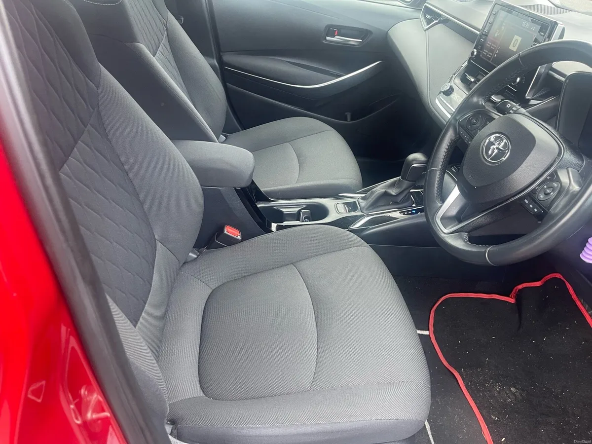 Toyota Corolla 2021 - Image 2