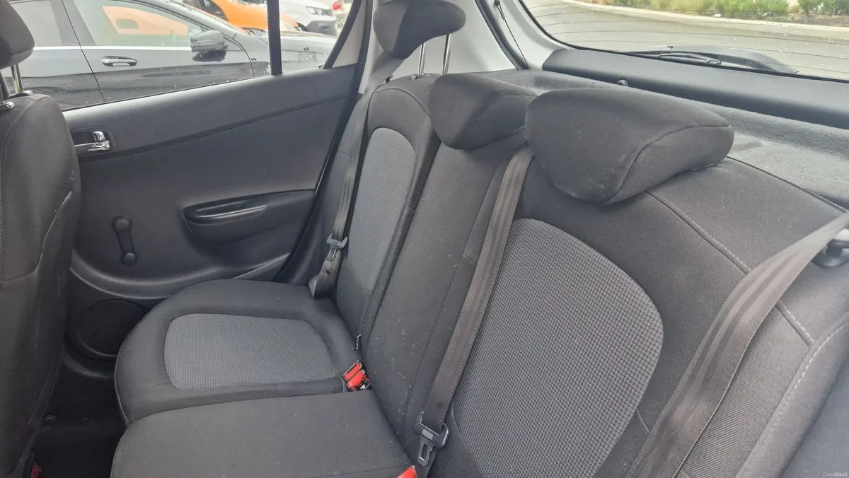 Hyundai i20 2013 - Image 3