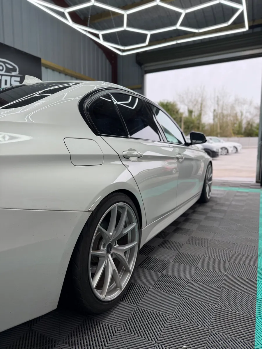 2016 (162) BMW 320i Msport - Automatic - Image 4