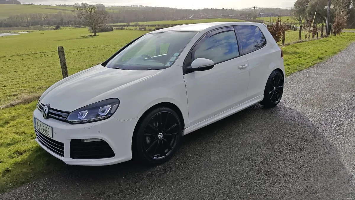 Volkswagen Golf 2011 1.6 Tdi R-Line Low Km New Nct - Image 1
