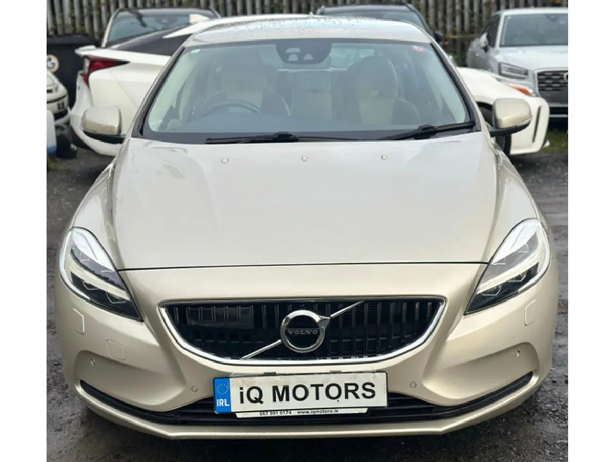 Volvo V40 2.0L Diesel Automatic (9040) - Image 1