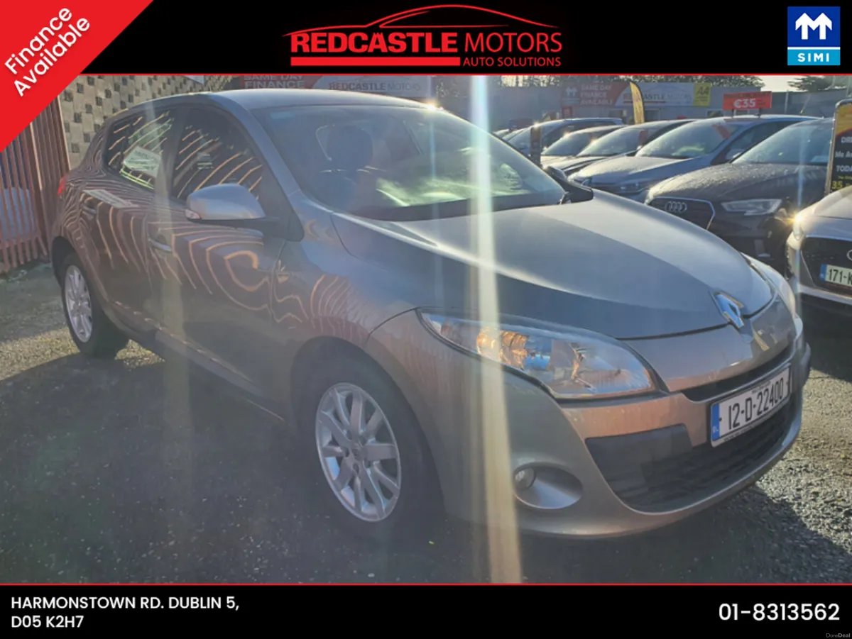 Renault Megane III DYNAMIQUE 1.5 DCI 90 4DR - Image 1