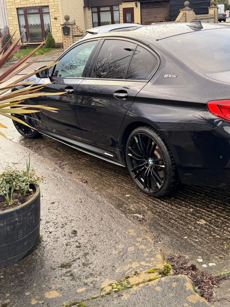 BMW 530e M Sport Low Milage - Image 4