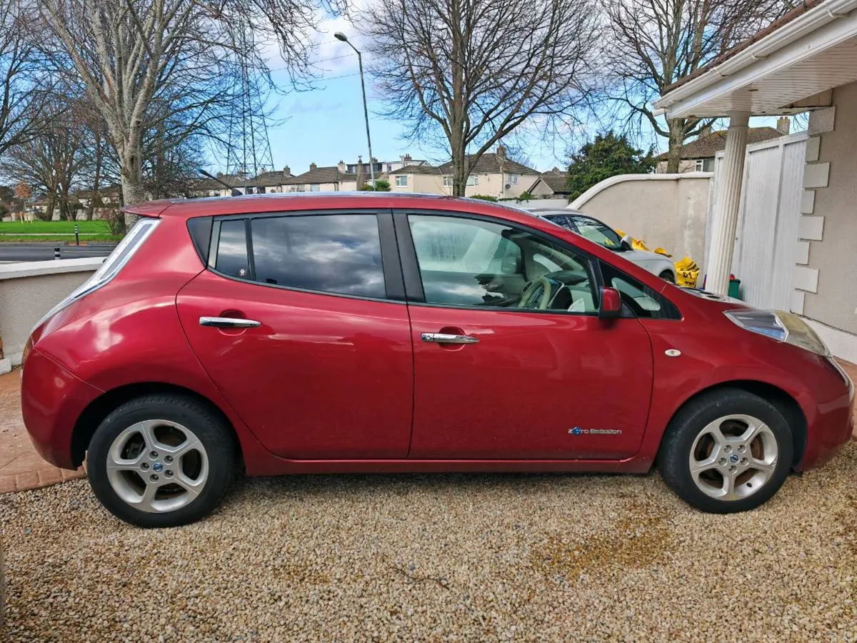 Nissan Leaf - Image 1
