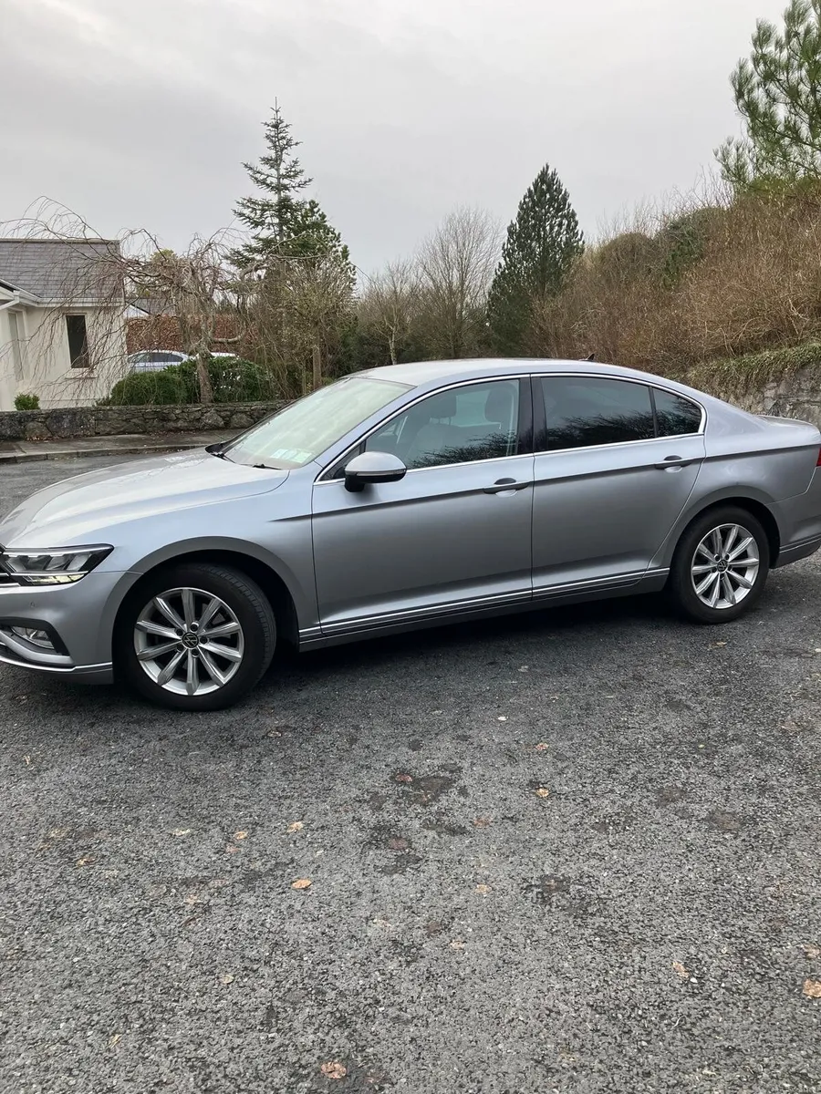 VW Passat 2021 - Image 1