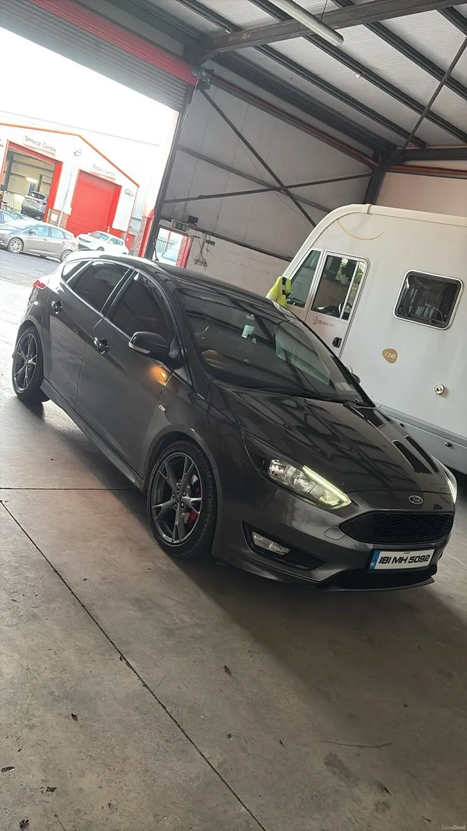 Ford focus 1.5tdci st line - Image 4