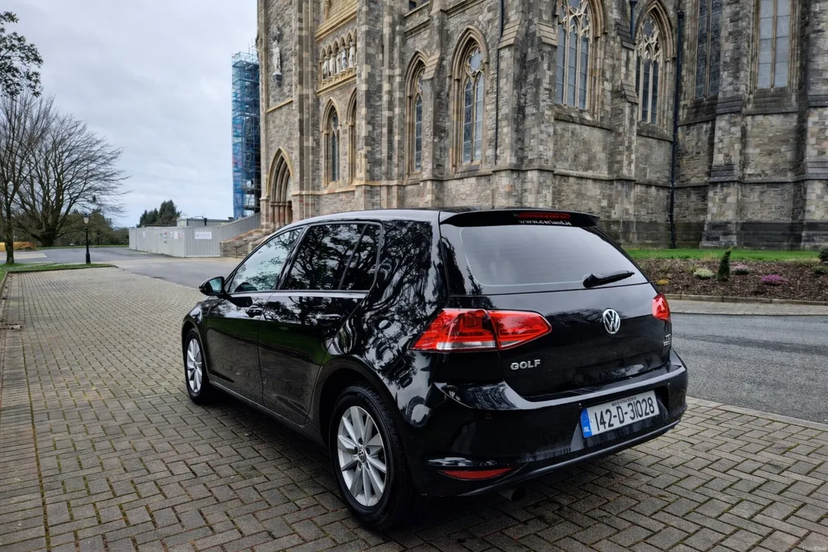 Automatic Volkswagen Golf 1.2 petrol - Image 4