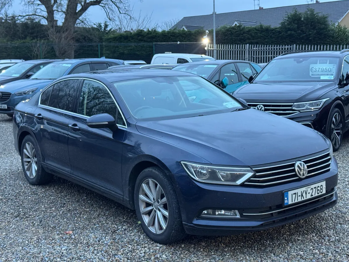 Volkswagen Passat 2017 - Image 1