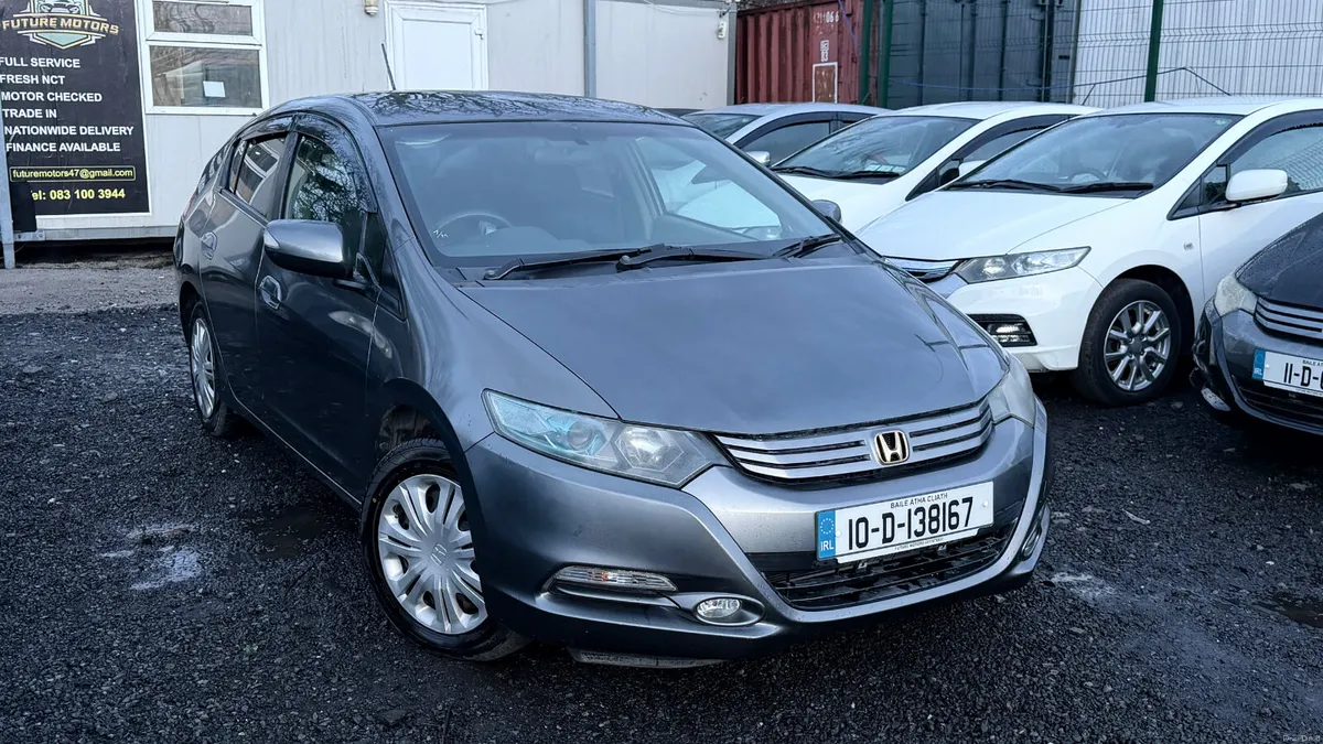 Honda Insight 2010 Fully Automatic low mileage - Image 2