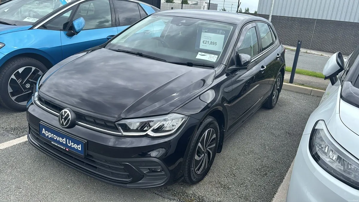 2023 VW Polo 1.0 TSi black - Image 1