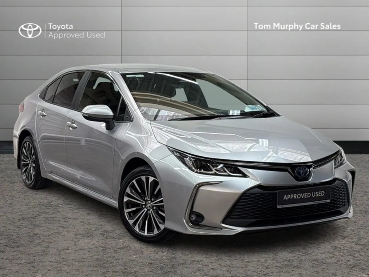 Toyota Corolla COROLLA SALOON LUNA SPORT - Image 1