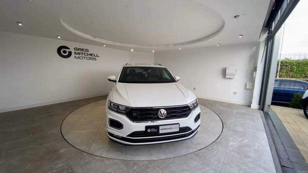 Volkswagen T-Roc 1.6 TDI R-Line 5dr - Image 2