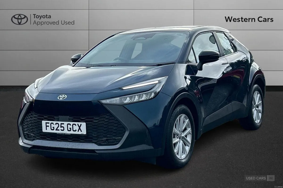 Toyota C-HR 1.8 VVT-h Icon CVT Euro 6 (s/s) 5dr - Image 3