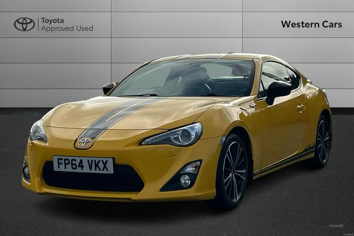 Toyota GT86 2.0 Boxer D-4S Giallo Euro 5 2dr - Image 3