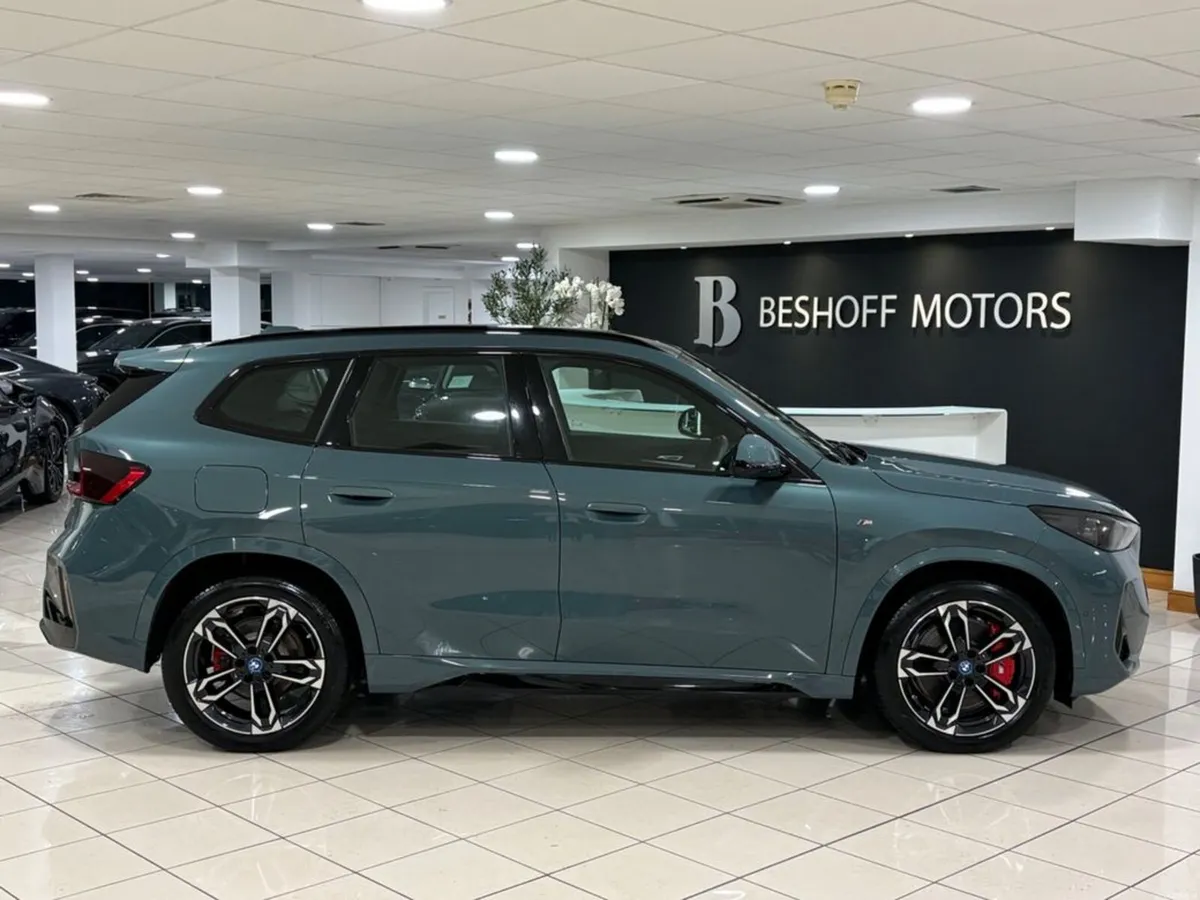 BMW X1 25e M-SPORT PRO X-DRIVE=HUGE SPEC//LOW MILE - Image 2