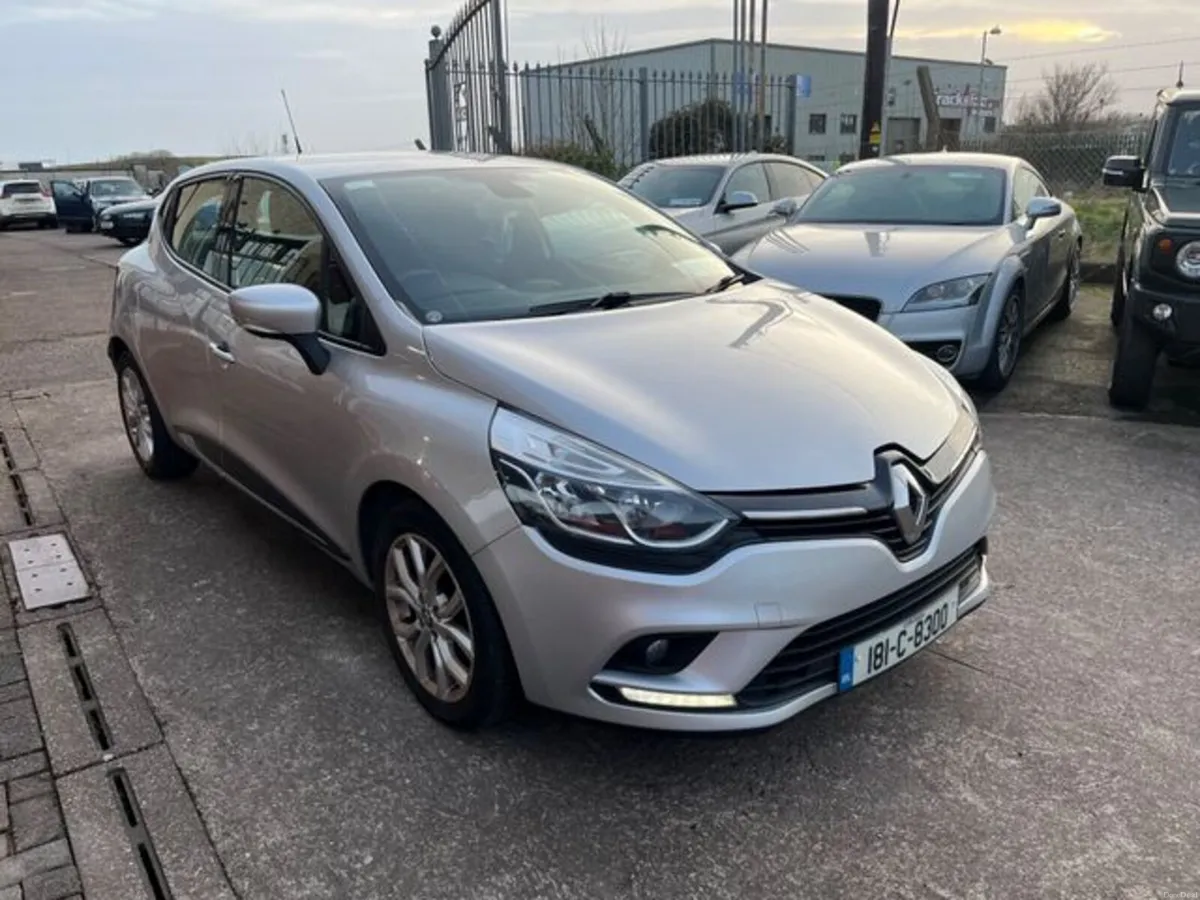Renault Clio Dynamique NAV 1.2 Petr 4DR - Image 2