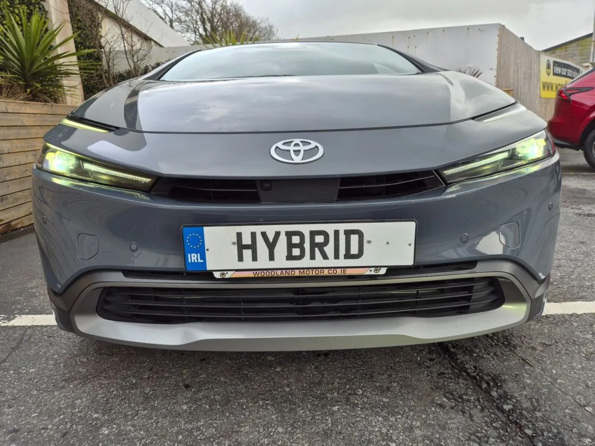 Toyota Prius 2.0 HYBRID / G-PACK / HIGH SPEC / TAX - Image 4