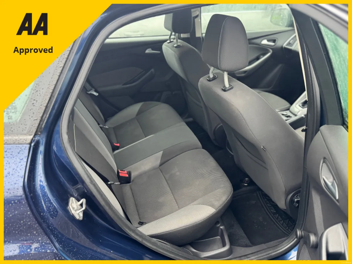 Ford Focus 1.6 TDCI EDGE 115PS 6 SP SPEED 5DR - Image 3