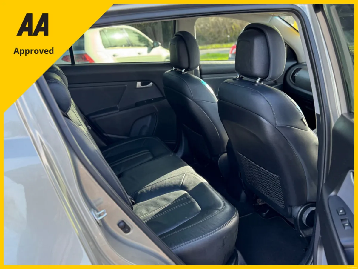 Kia Sportage GSE 4DR - Image 4