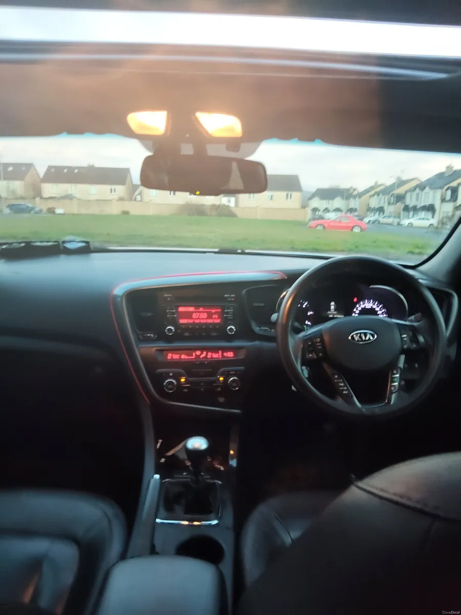 Kia Optima 2012 - Image 4