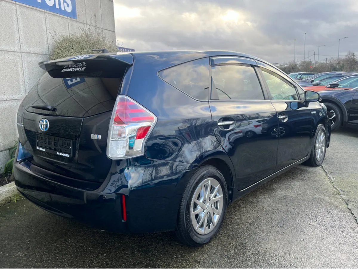 Toyota Prius 7 SEATER AUTOMATIC HYBRID 1.8 PETROL - Image 4