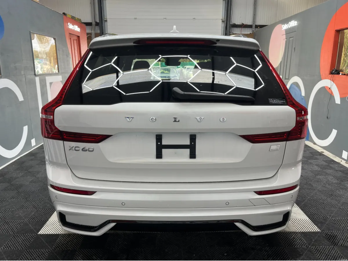 Volvo XC60 €42950 2022 VOLVO XC60 RECHARGE PLUS T6 - Image 3