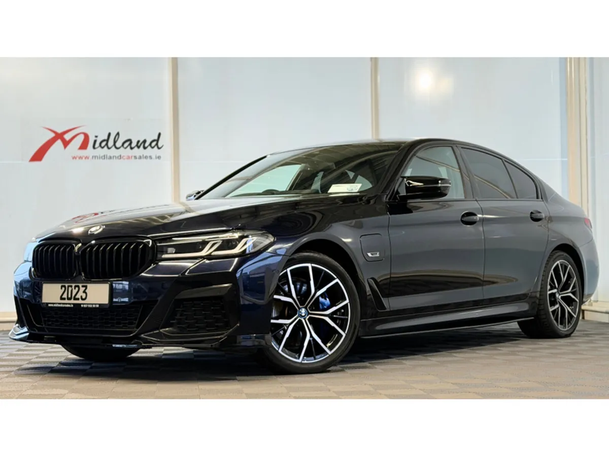 BMW 5-Series M SPORT * IMMACUALTE CAR WIT HFULL 12 - Image 1