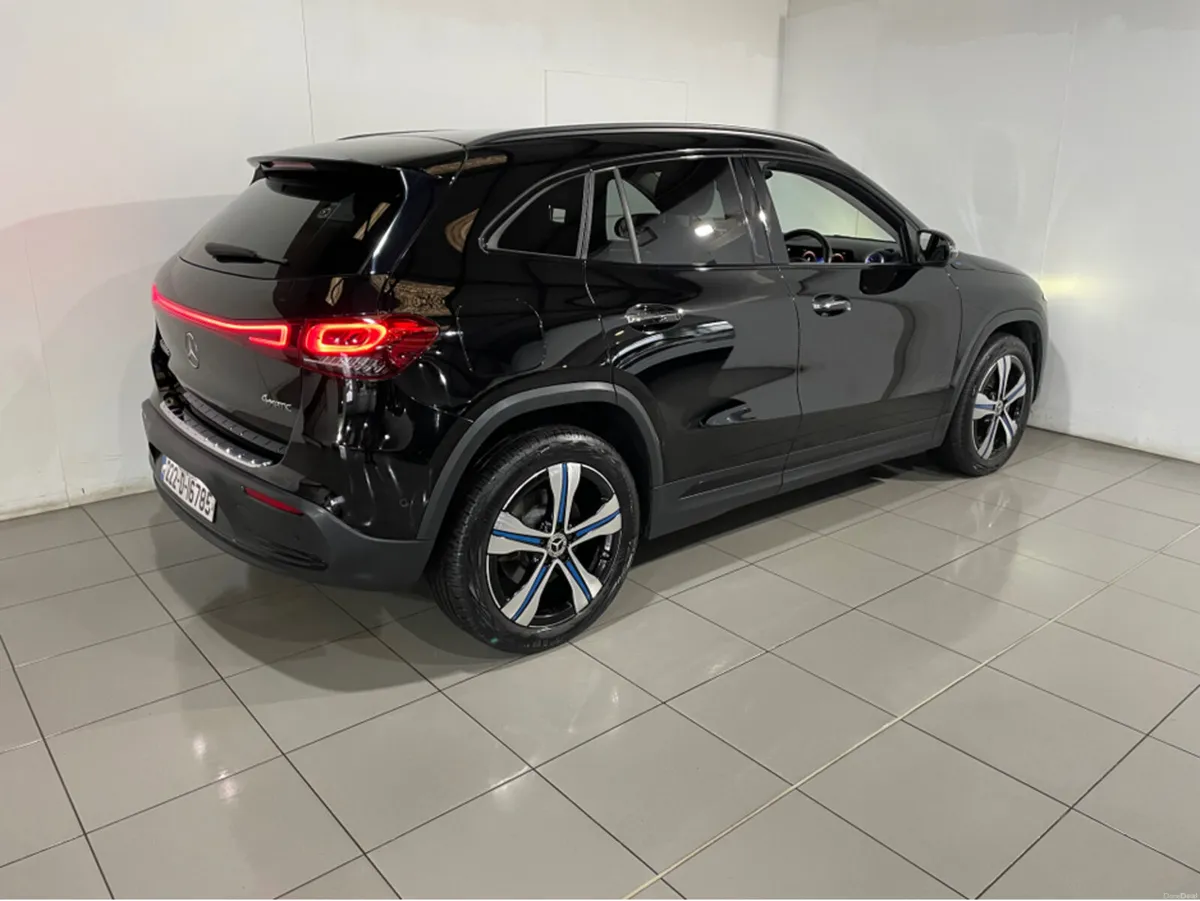 Mercedes-Benz EQA 300 4MATIC 5DR AUTO BATTERY HEAL - Image 3