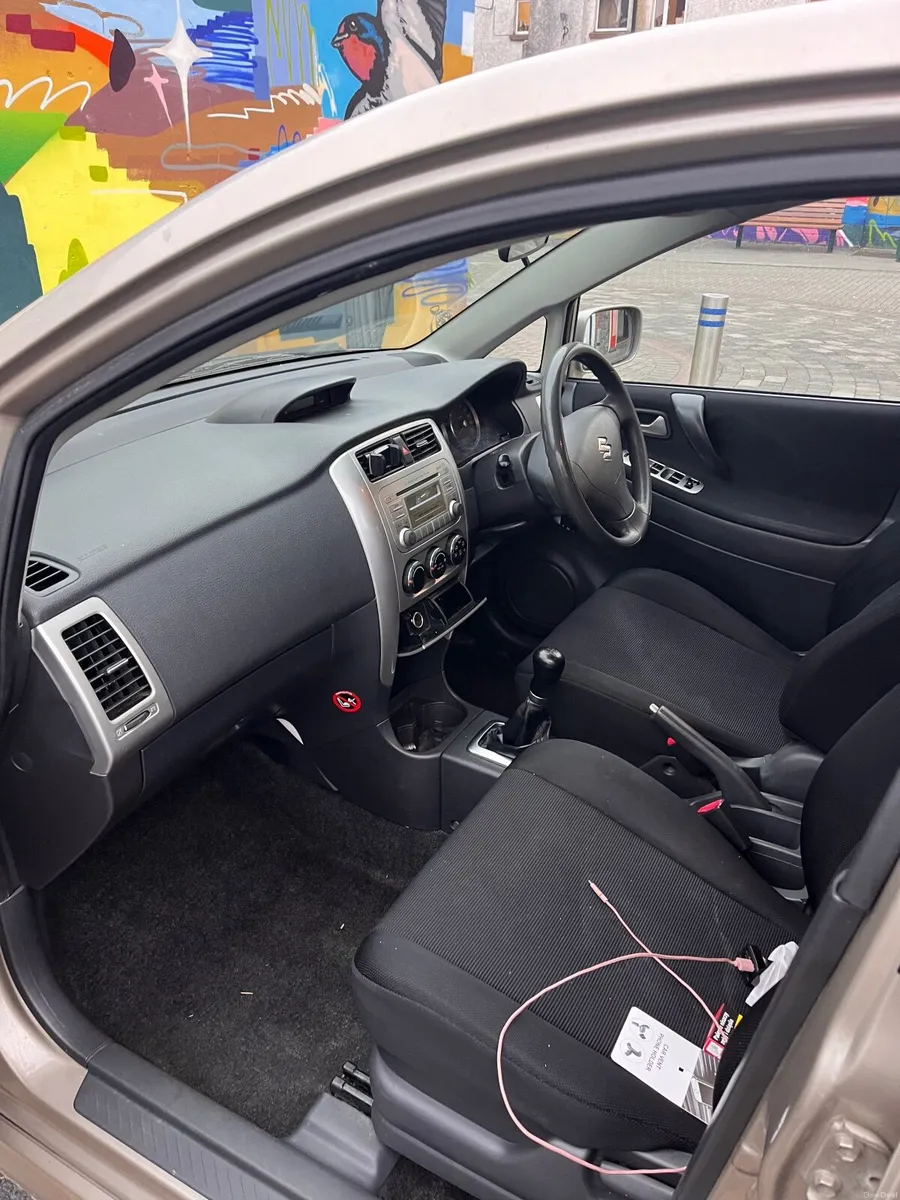 Suzuki Liana 2006 - Image 2
