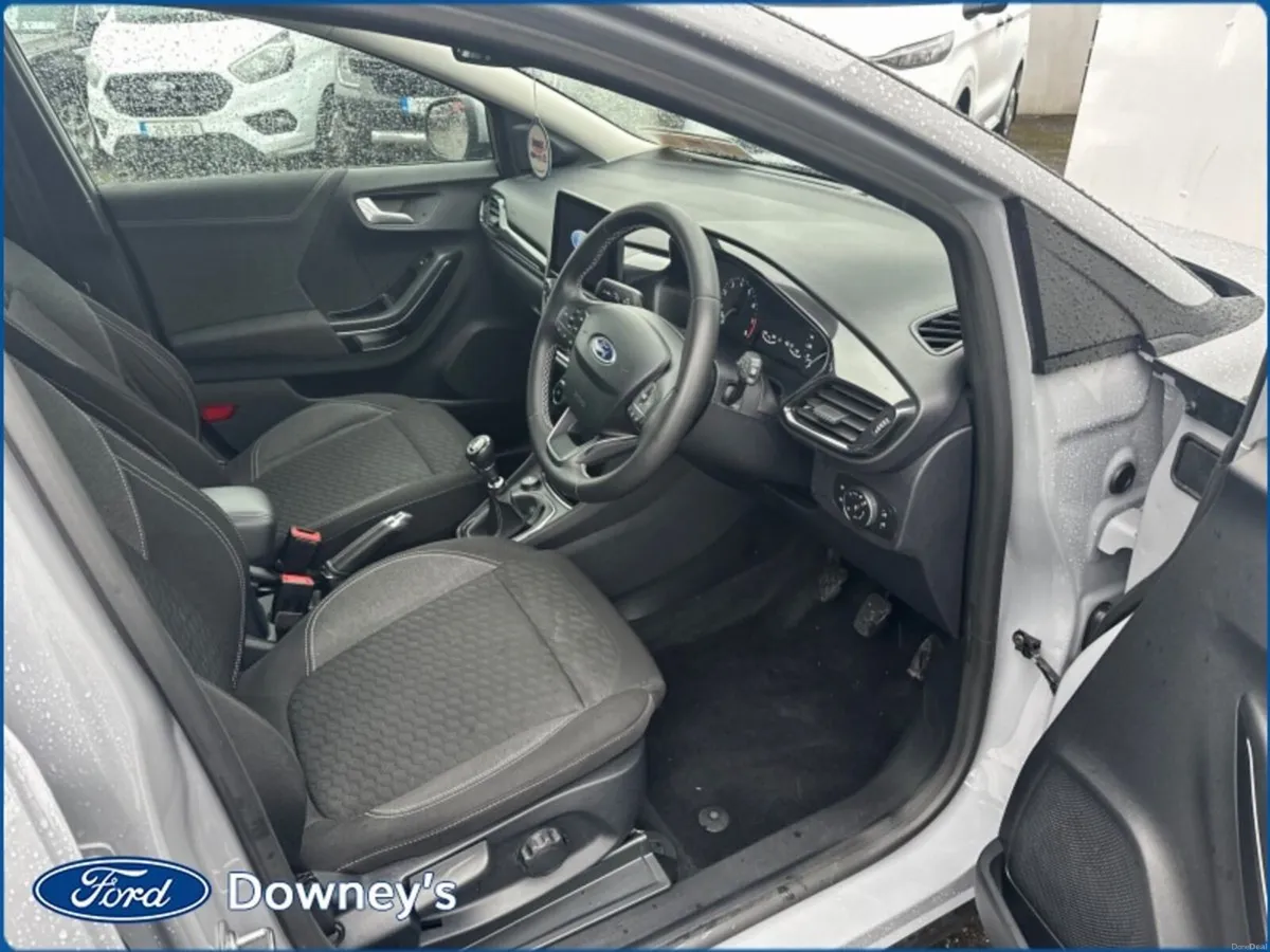 Ford Puma 1.0 PETROL Titanium - Image 2