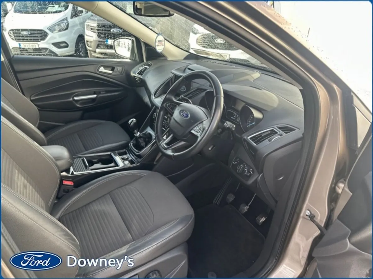 Ford Kuga 1.5 TD Titanium - Image 2