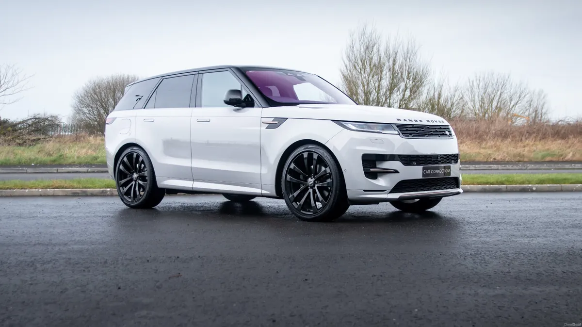 Land Rover Range Rover Sport 3.0 Diesel - Image 2