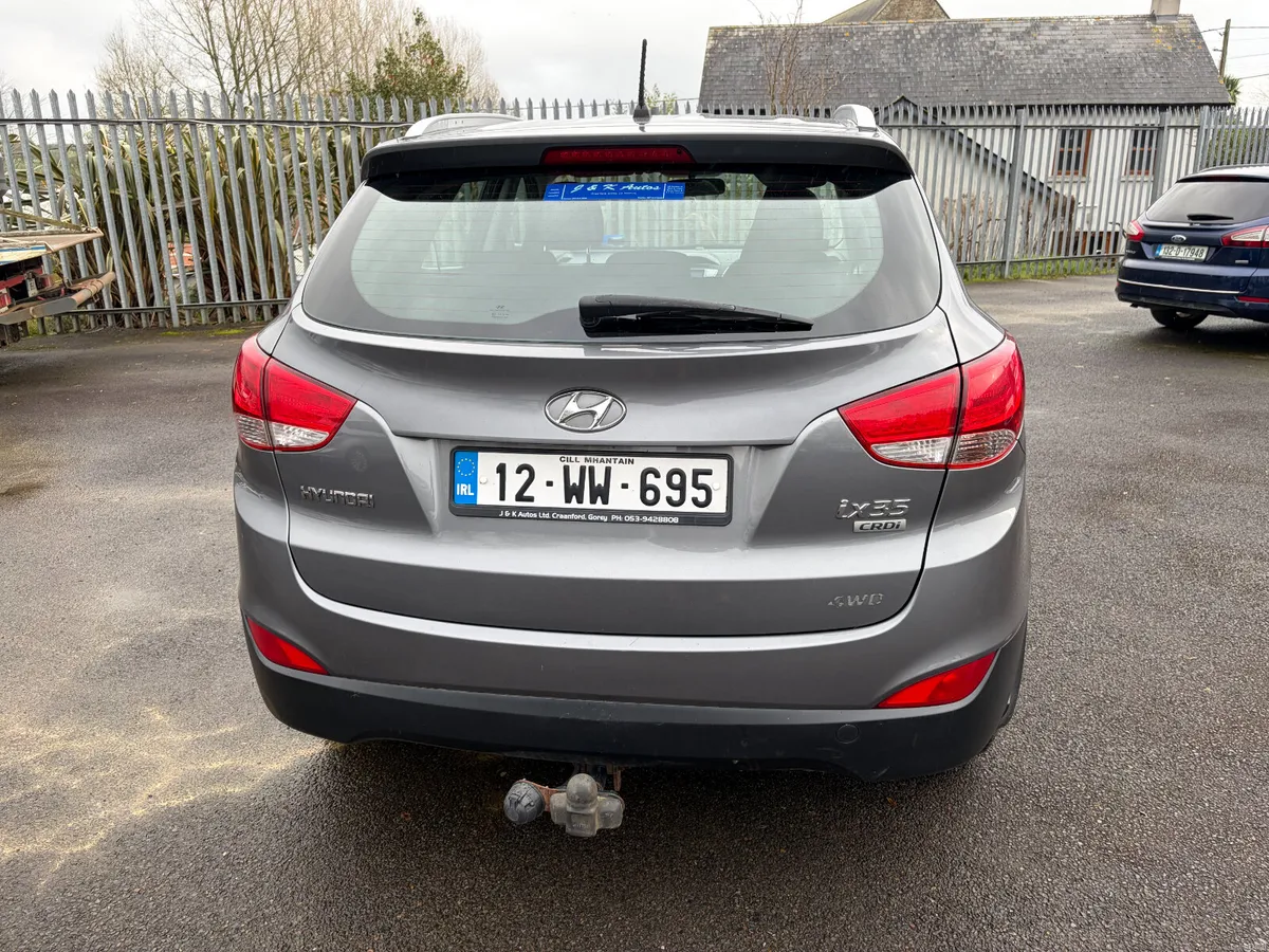 Hyundai ix35 2012, 2.0 Diesel 4WD 136hp - Image 3