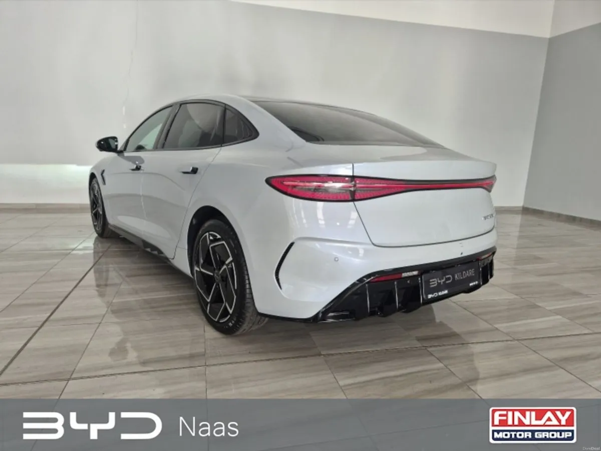 BYD SEAL Design RWD  , Black Leather , 4 Year Serv - Image 4