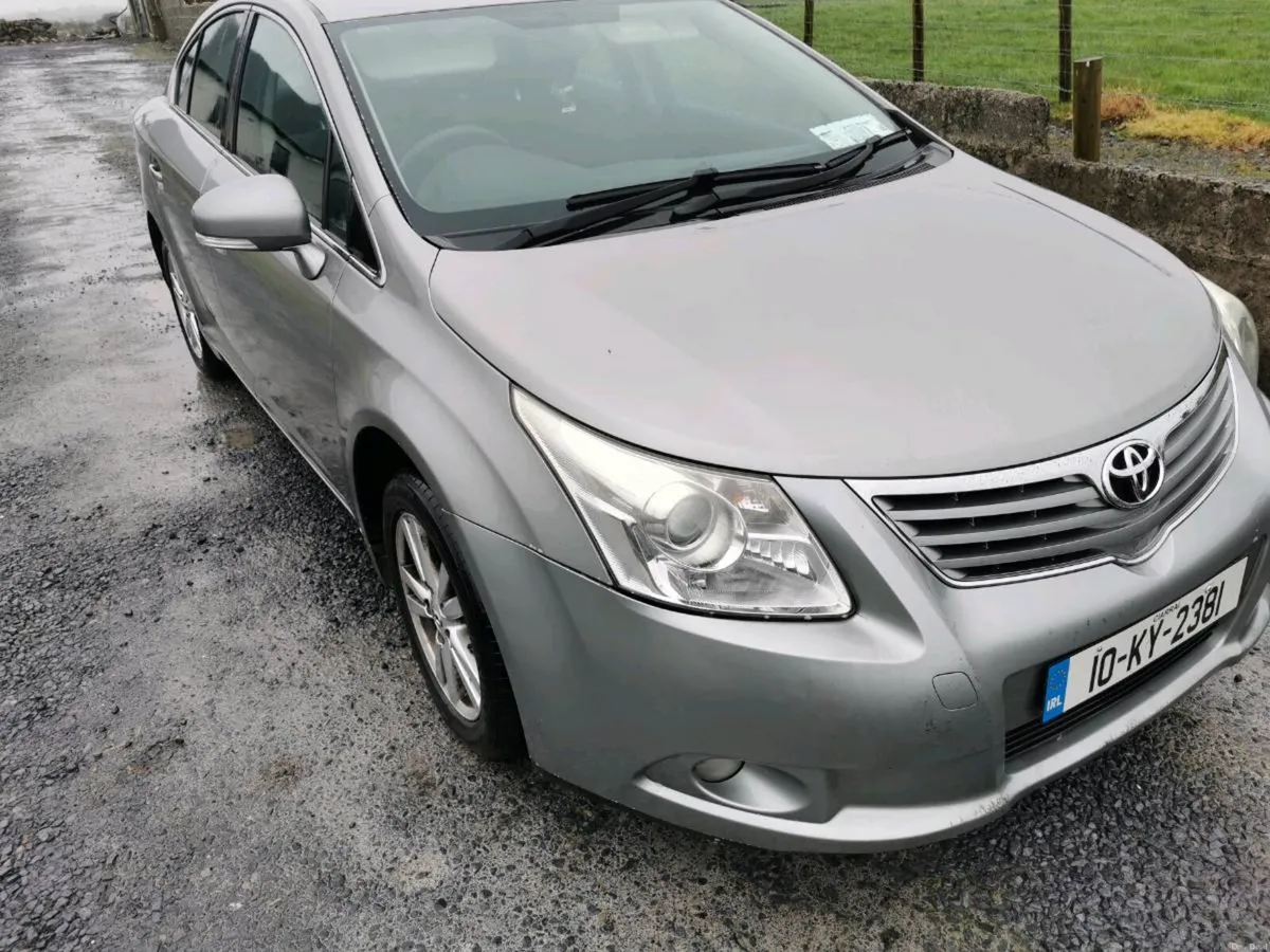 2010 Toyota Avensis 2.0 d4d - Image 2