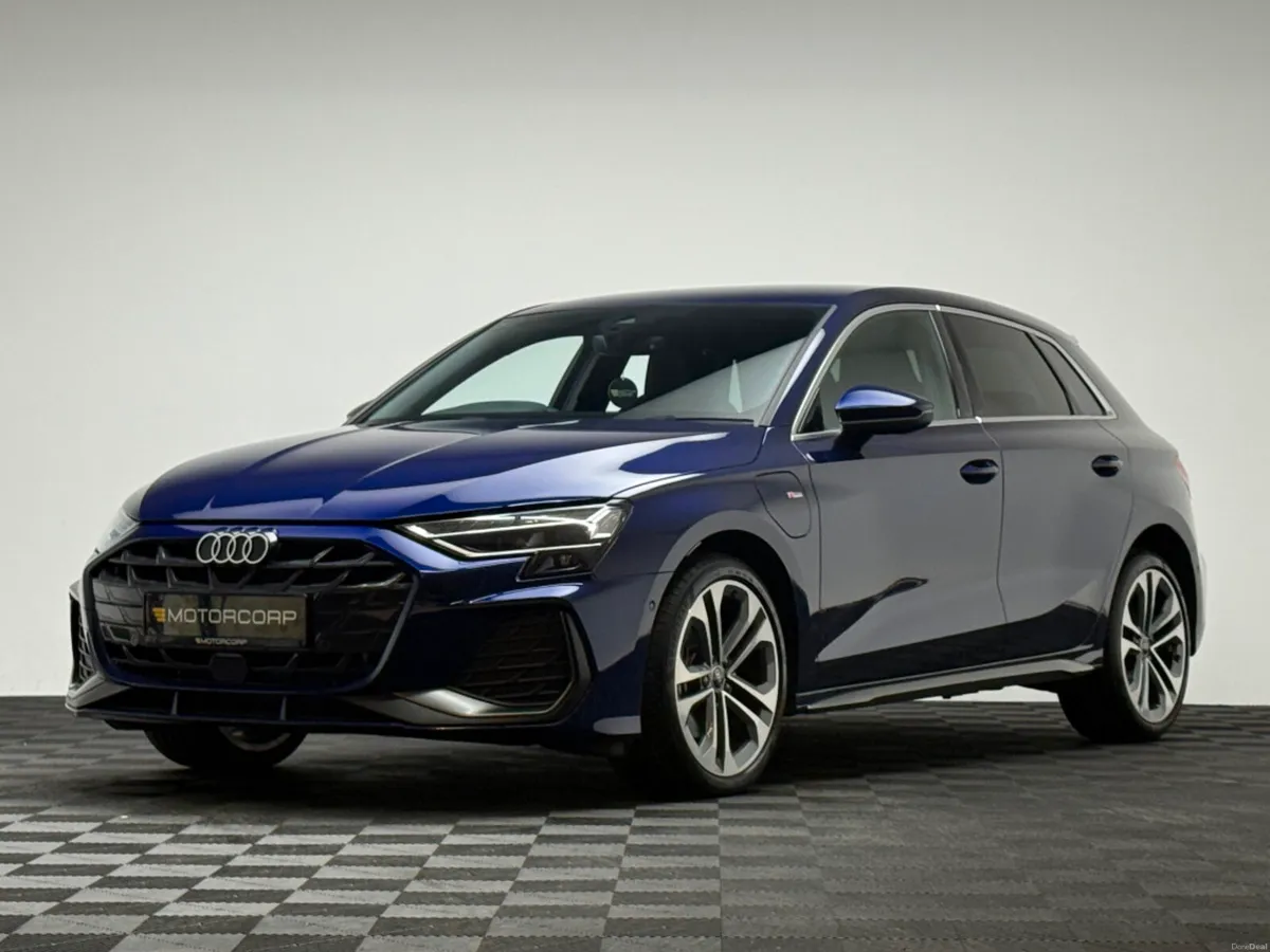 Audi A3 SPORTBACK S LINE 40 TFSI E - Image 3