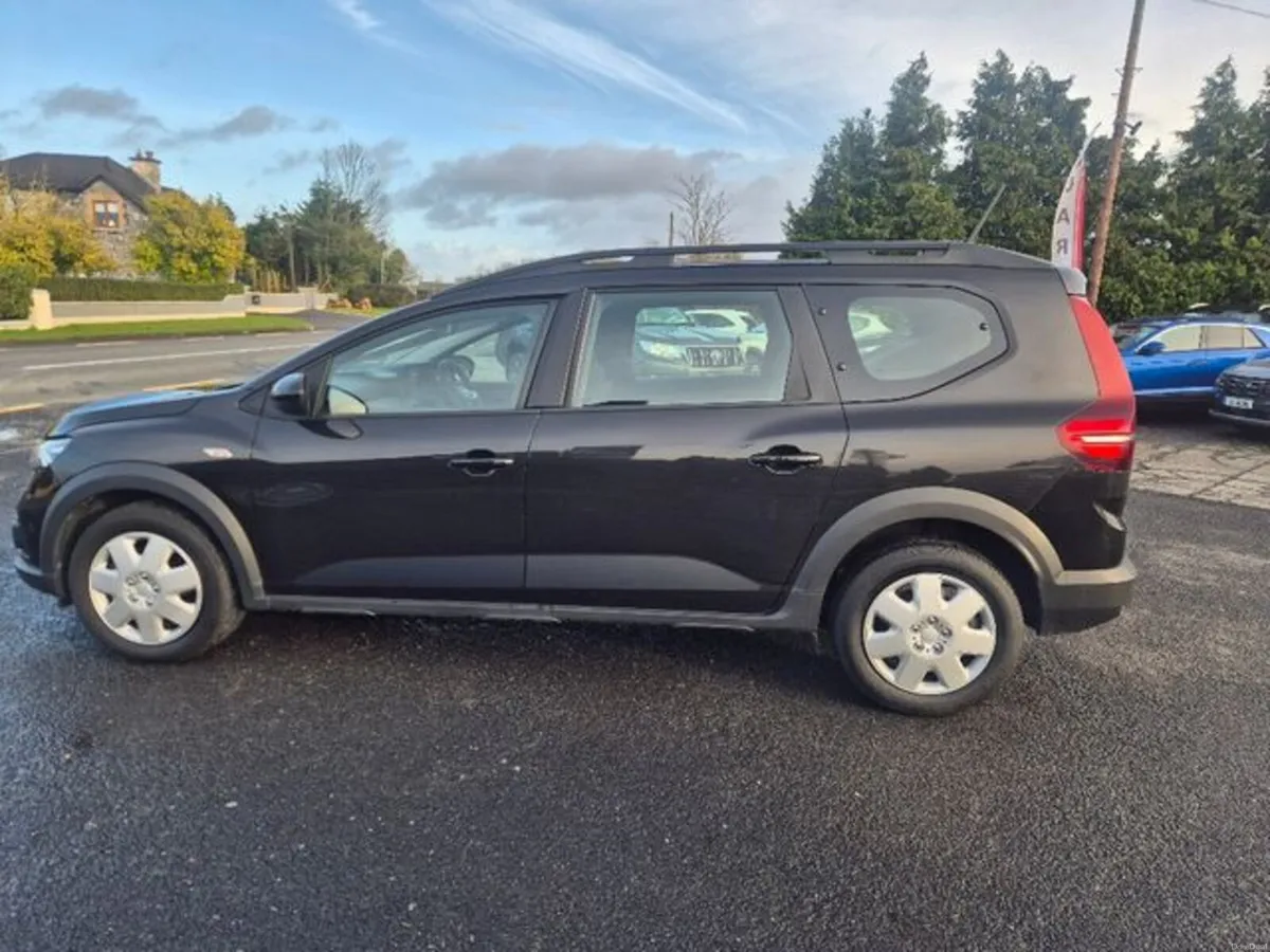 Dacia Jogger Comfort (7 SEATER ) Petrol - Image 4