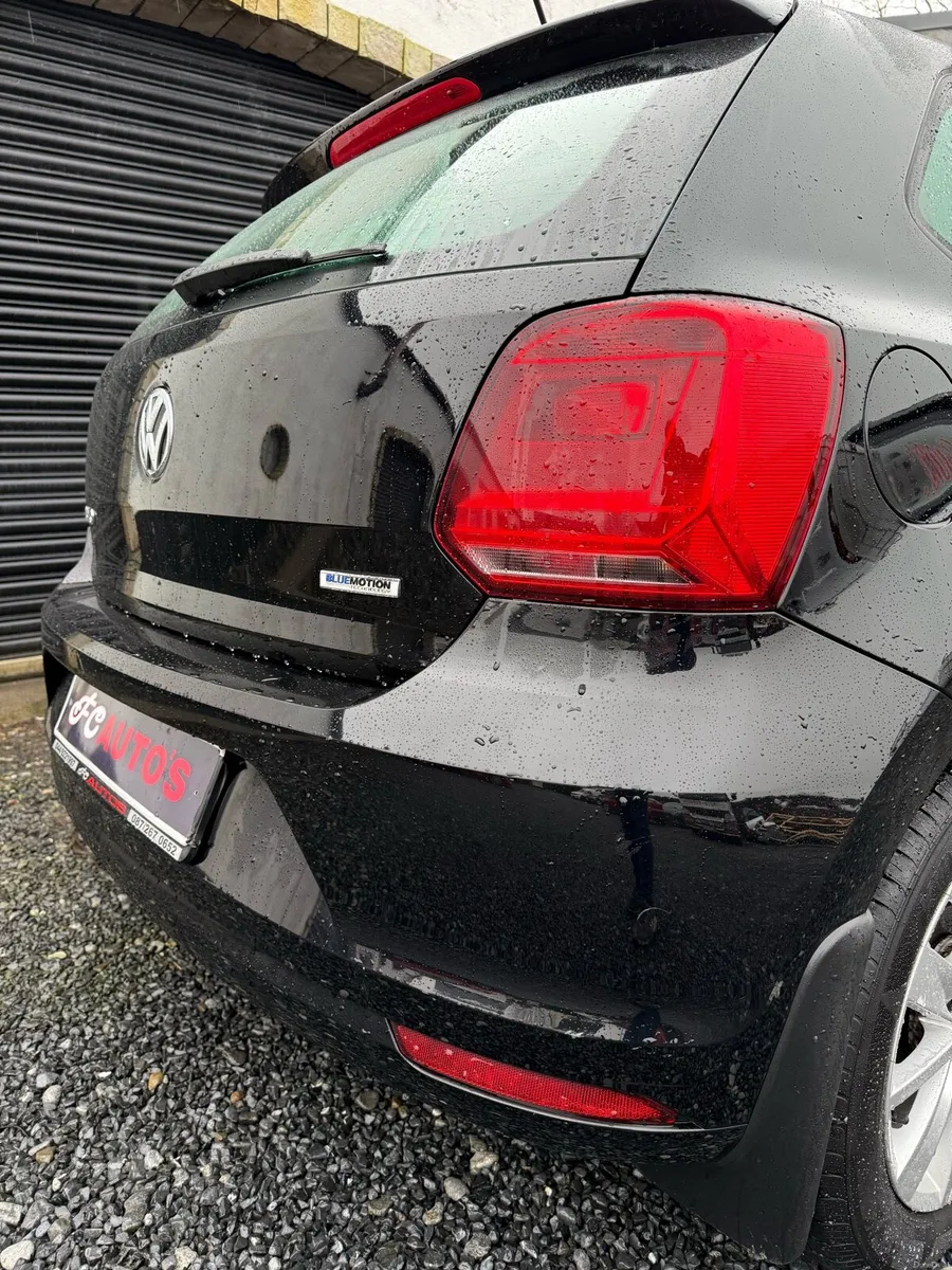 142 VW Polo petrol - Image 3