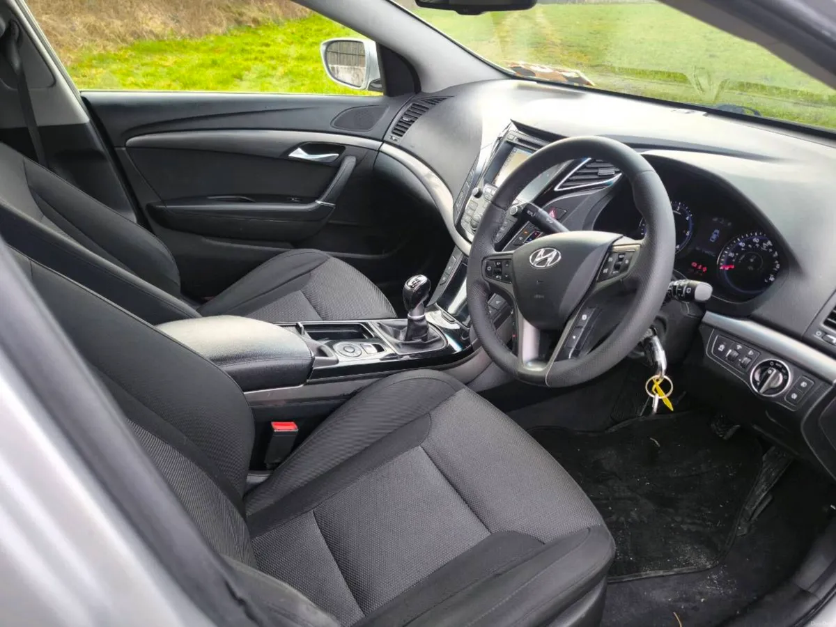 Hyundai i40 - Image 2