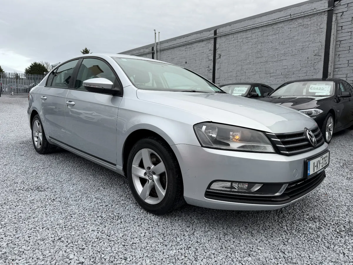 2011 Volkswagen Passat 1.6 TDI Trendline BMT - Image 1